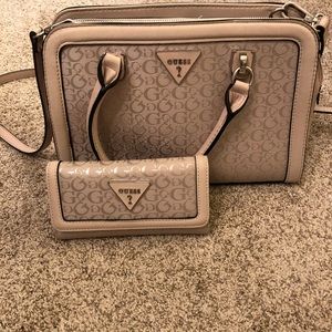 Guess crossbody purse & wallet matching combo.